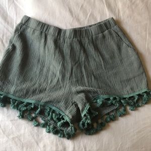 Loveriche shorts